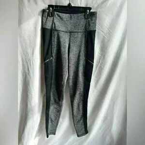 Athleta Leggings Black and Gray with Zipper Pockets Size S